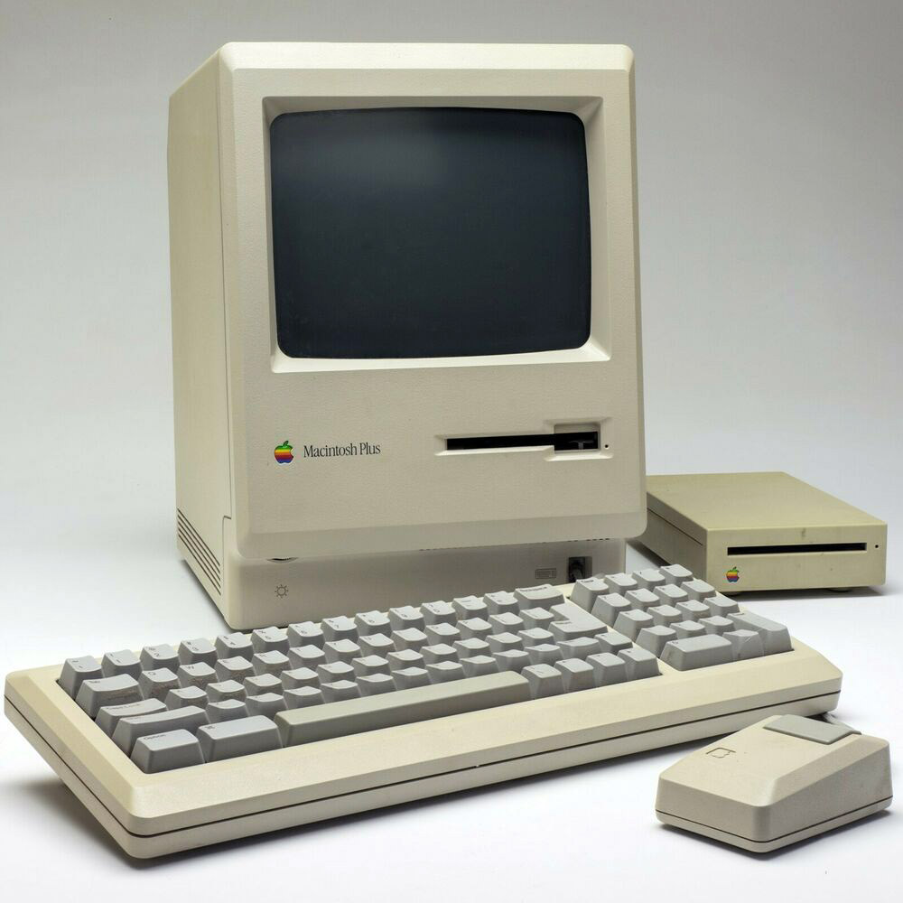 Macintosh Plus setup with an external floppy drive